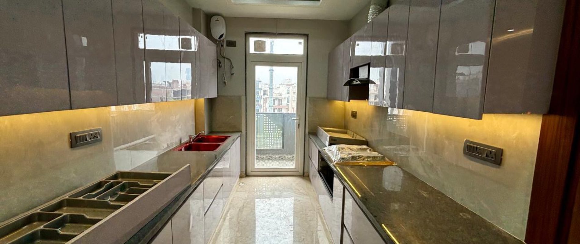 PHOTO-2025-10-30-20-16-52 10